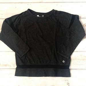 Girls 6/6x Gray Long Sleeve Shirt Xersion Brand Size XS 6 6x Grey Kids Top